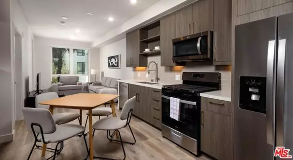 Los Angeles, CA 90015,1340 S Hill Street #203