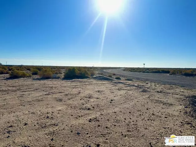 812 Salton Drive, Thermal, CA 92274