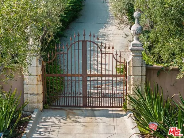 Beverly Hills, CA 90210,1255 Delresto Drive