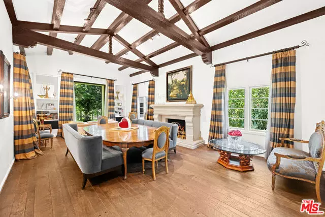 512 N Palm Drive, Beverly Hills, CA 90210