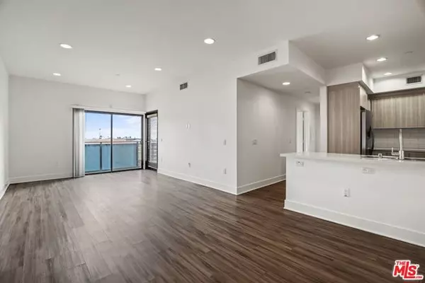 Los Angeles, CA 90046,7260 Hawthorn Avenue #303