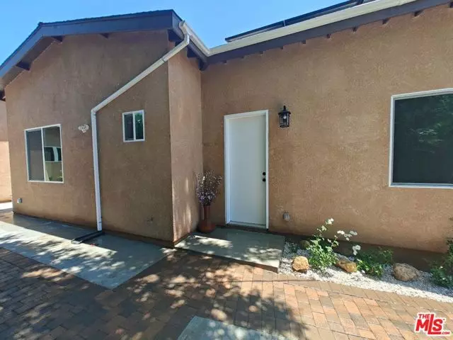 Granada Hills (los Angeles), CA 91344,17729 Ludlow Street