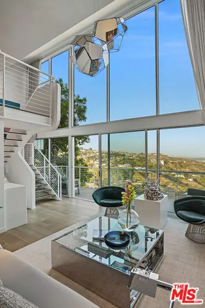 2190 Beech Knoll Road, Los Angeles, CA 90046