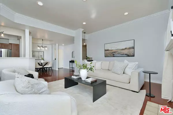 5420 Sylmar Avenue #117, Sherman Oaks, CA 91401