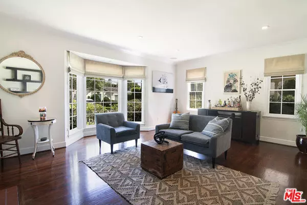 West Hollywood, CA 90048,8828 Rosewood Avenue