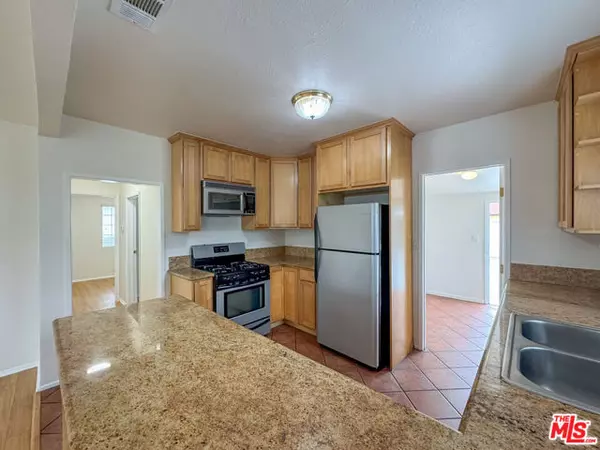 Hawthorne, CA 90250,4459 W 136th Street