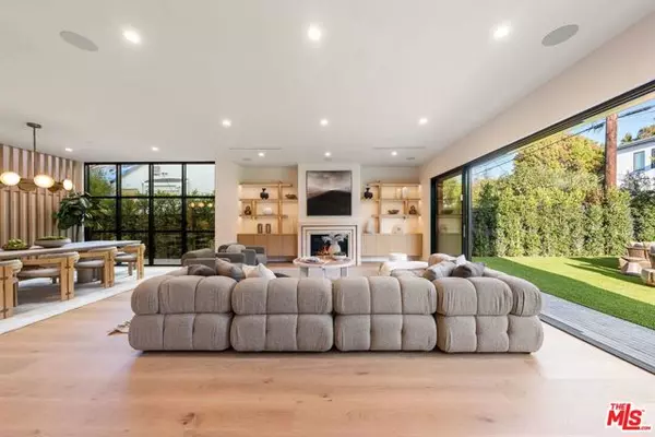 Los Angeles, CA 90066,11500 Kingsland Street