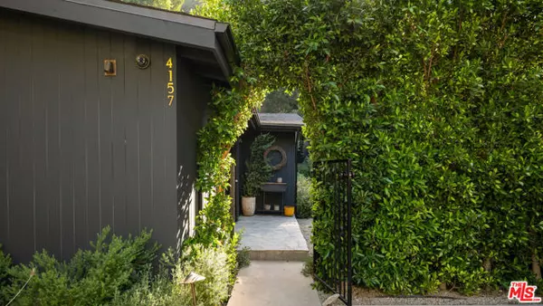 Studio City (los Angeles), CA 91604,4157 Sunswept Drive