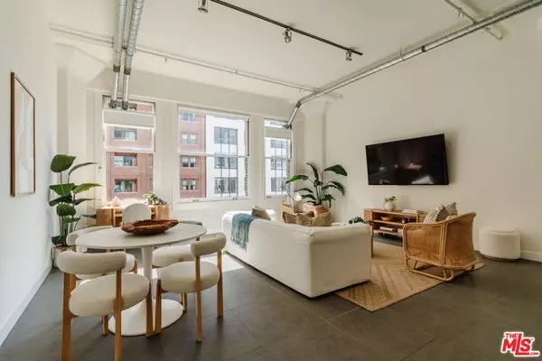 Los Angeles, CA 90015,939 S Broadway #404