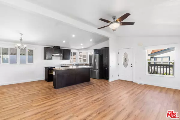 Artesia, CA 90701,19127 Pioneer Boulevard #30