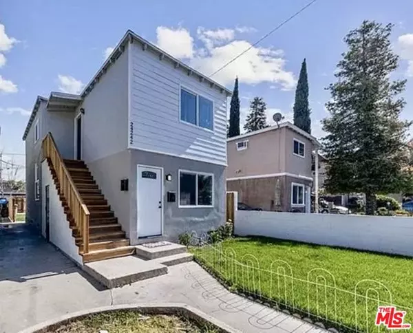 Newhall (santa Clarita), CA 91321,24242 Pine Street