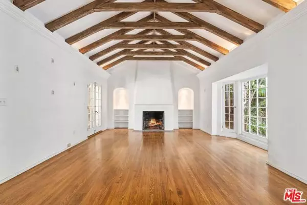1654 N Beverly Drive, Beverly Hills, CA 90210