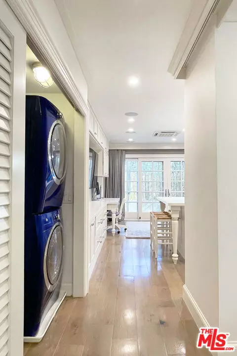 Santa Monica, CA 90403,828 5th Street #5