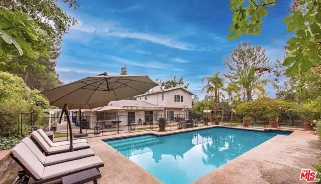 Tarzana (los Angeles), CA 91356,4330 Romero Drive