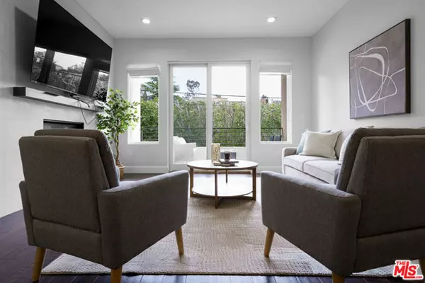 Los Angeles, CA 90035,1318 Roxbury Drive #219