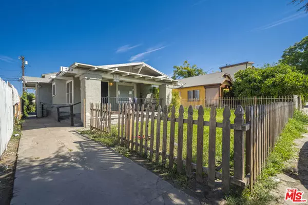 Los Angeles, CA 90003,229 E 85th Street #231 12