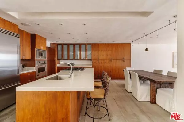 Malibu, CA 90265,25124 Malibu Road