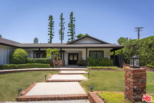Calabasas, CA 91302,4139 Magna Carta Road