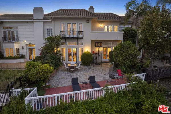 2282 Canyonback Road, Los Angeles, CA 90049