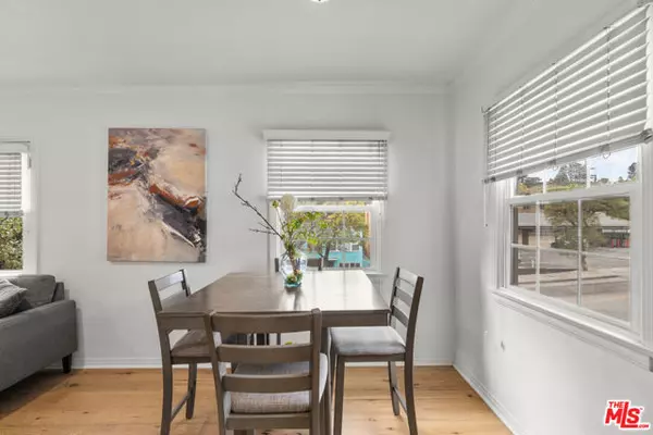 Los Angeles, CA 90068,3320 Barham Boulevard