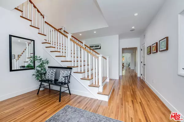 Sherman Oaks, CA 91423,4938 Morse Avenue