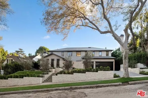 Los Angeles, CA 90024,10444 Charing Cross Road