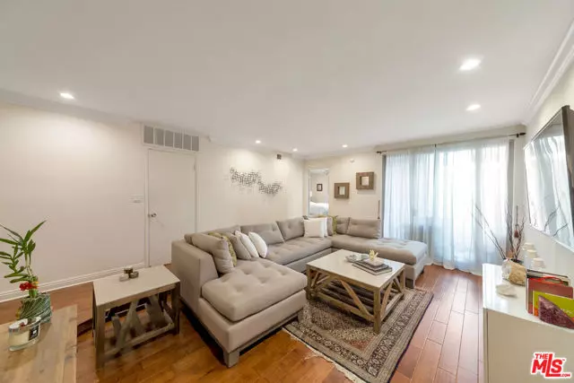 1000 S Westgate Avenue #317, Los Angeles, CA 90049