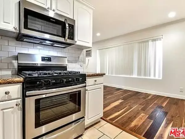 West Hollywood, CA 90069,1112 N Olive Drive #6