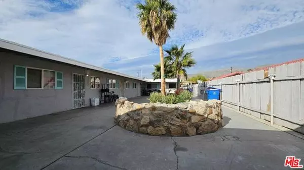Desert Hot Springs, CA 92240,66327 7th Street #6