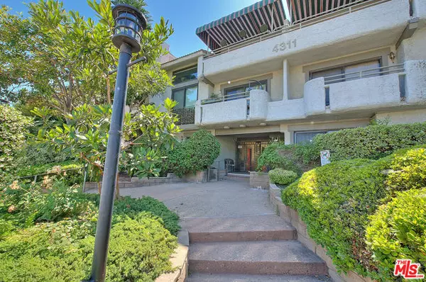 Studio City (los Angeles), CA 91604,4311 Colfax Avenue #215