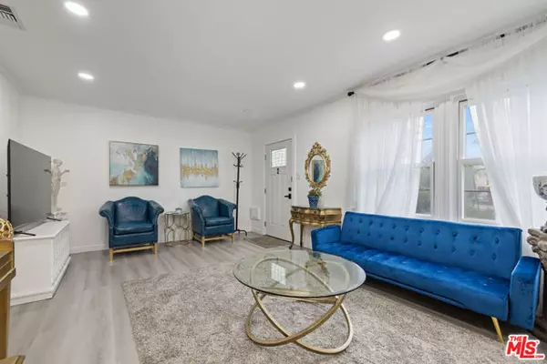 Burbank, CA 91505,2049 N Screenland Drive