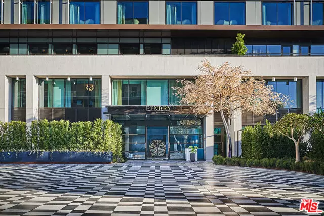 8420 W Sunset Boulevard #405, West Hollywood, CA 90069