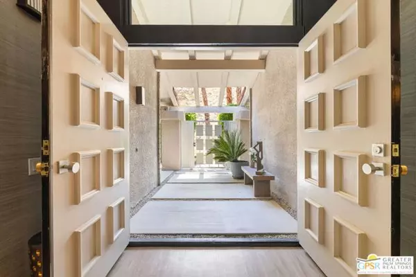 3708 E Bogert Trail, Palm Springs, CA 92264