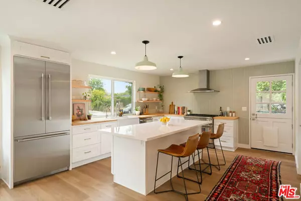 5828 Irvine Avenue, Valley Village, CA 91601