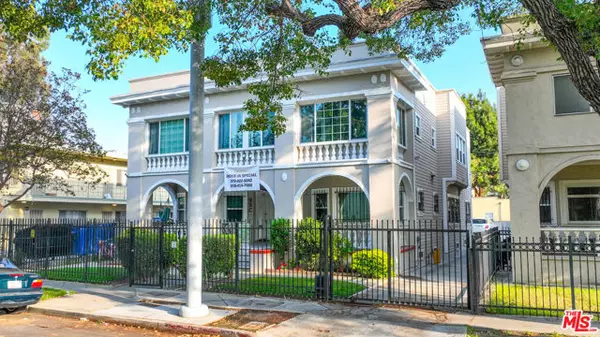 1220 W 27th Street, Los Angeles, CA 90007