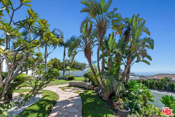 Pacific Palisades (los Angeles), CA 90272,18073 Sandy Cape Drive