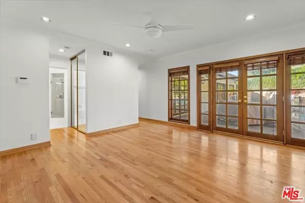 Los Angeles, CA 90049,13521 Bayliss Road