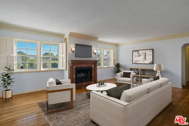 6059 Packard Street, Los Angeles, CA 90035