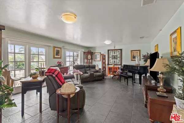 Huntington Beach, CA 92646,19941 Carmania Lane