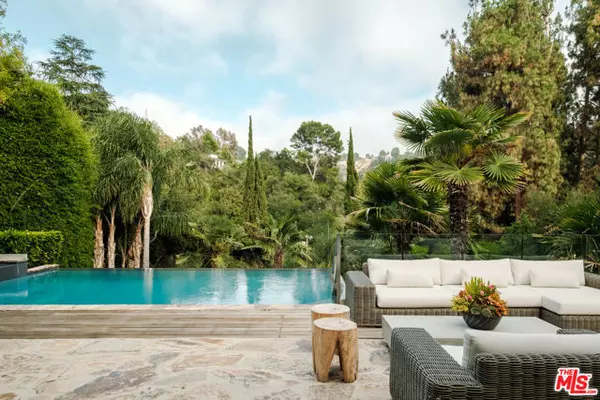 2731 Hutton Drive, Beverly Hills, CA 90210