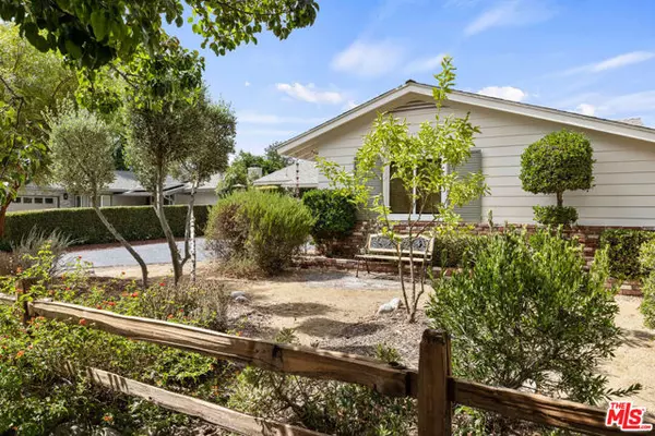 Canoga Park (los Angeles), CA 91304,7749 Nita Avenue