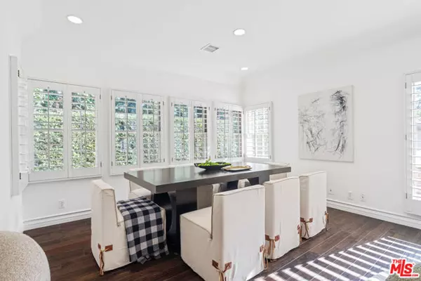 Los Angeles, CA 90049,1149 S Carmelina Avenue