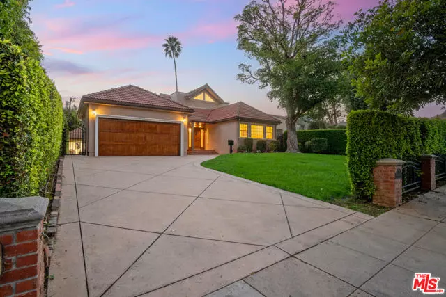 Los Angeles, CA 90049,1149 S Carmelina Avenue