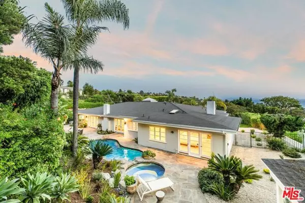 Pacific Palisades (los Angeles), CA 90272,341 Surfview Drive