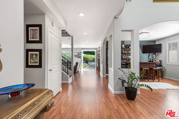 Tarzana (los Angeles), CA 91356,5320 Otis Avenue