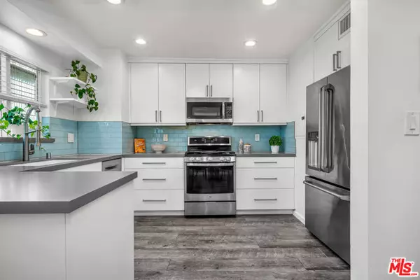 14238 Dickens Street #4, Sherman Oaks, CA 91423