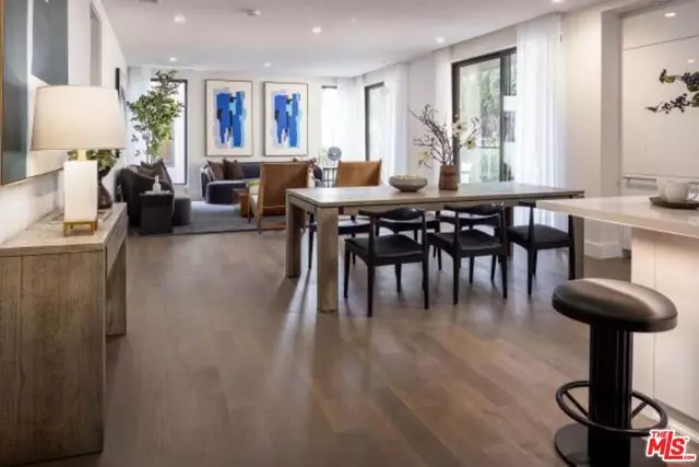 411 S Hamel Road #208, Los Angeles, CA 90048