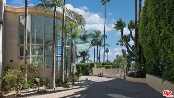 Beverly Hills, CA 90210,816 Monte Leon Drive