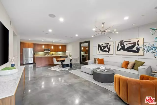 964 Hancock Avenue #103, West Hollywood, CA 90069
