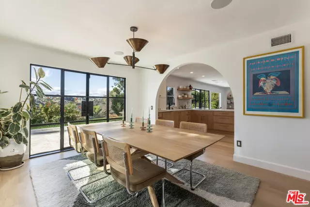 10507 Woodfield Court #12, Los Angeles, CA 90077